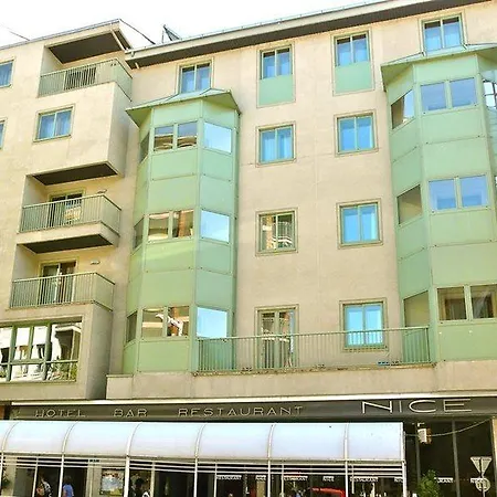 Ξενοδοχείο Hotel Nice Σέου δ' Ουρζέλ