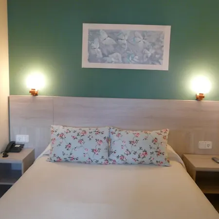 Hotel Nice 2* La Seu d'Urgell