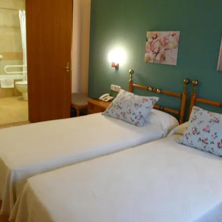 Ξενοδοχείο Hotel Nice Σέου δ' Ουρζέλ