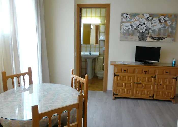 Hotel Nice La Seu d'Urgell