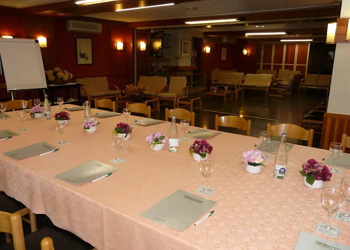 Hotel Nice La Seu d'Urgell