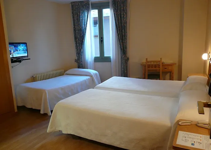 Hotel Nice La Seu d'Urgell