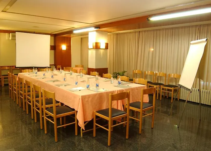 Hotel Nice La Seu d'Urgell